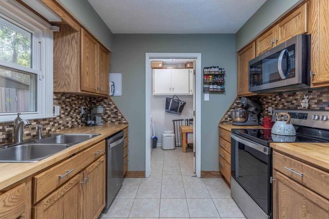 11 Lee Road 0509, Phenix City, AL 36870