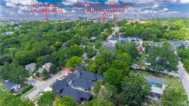 364 S College Avenue, Fayetteville, AR 72701