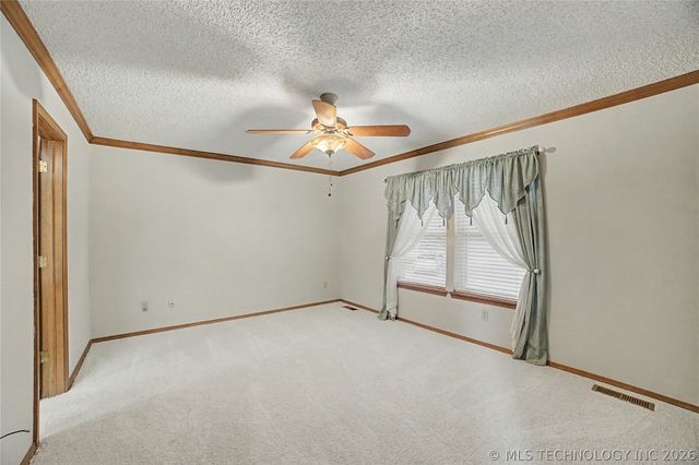 521 Pioneer Road, Sapulpa, OK 74066