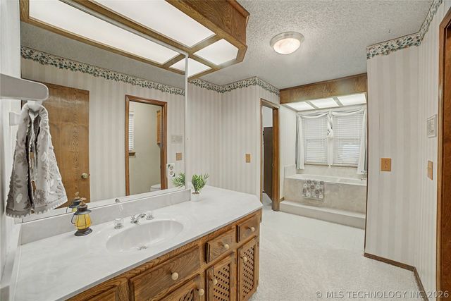 521 Pioneer Road, Sapulpa, OK 74066