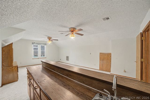 521 Pioneer Road, Sapulpa, OK 74066