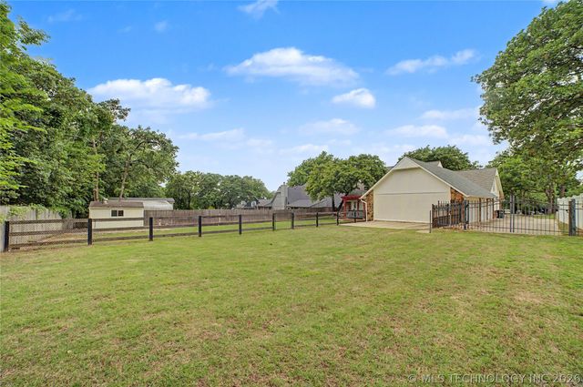 521 Pioneer Road, Sapulpa, OK 74066