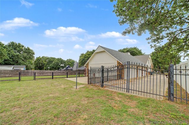 521 Pioneer Road, Sapulpa, OK 74066
