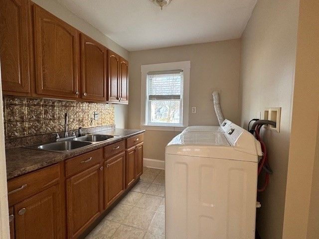 112 Seventh Street, Leominster, MA 01453