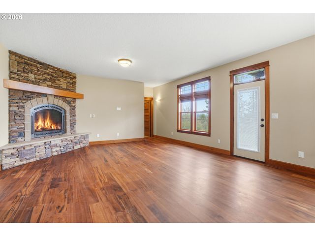 1803 N WOODBURN Rd, Washougal, WA 98671