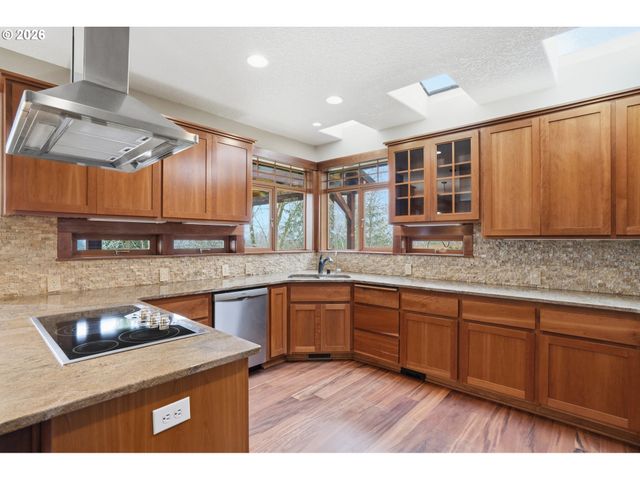 1803 N WOODBURN Rd, Washougal, WA 98671