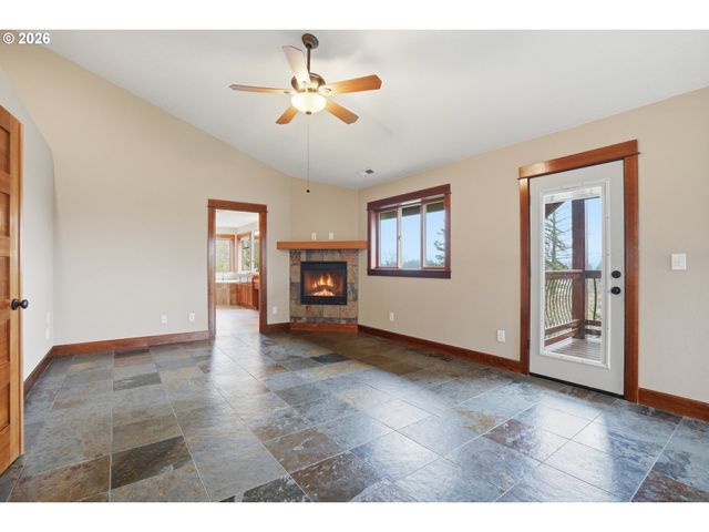 1803 N WOODBURN Rd, Washougal, WA 98671