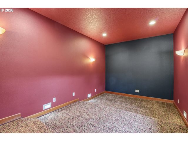 1803 N WOODBURN Rd, Washougal, WA 98671