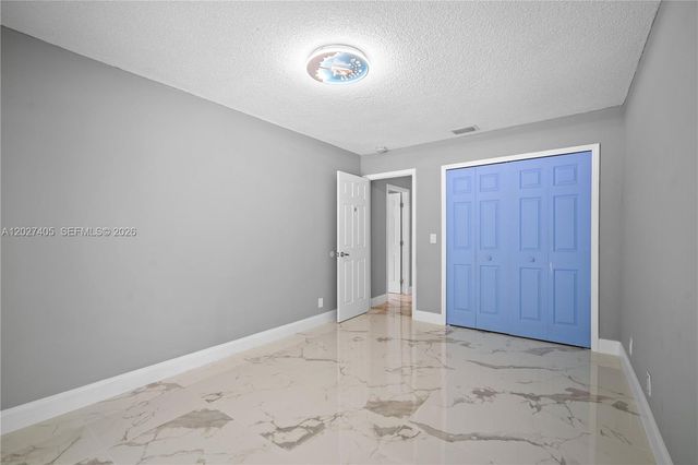 4180 NW 103rd Dr, Coral Springs, FL 33065