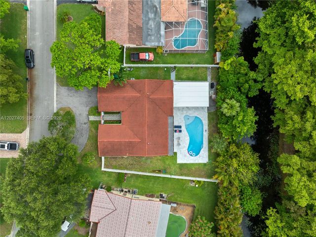 4180 NW 103rd Dr, Coral Springs, FL 33065