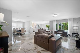 4180 NW 103rd Dr, Coral Springs, FL 33065
