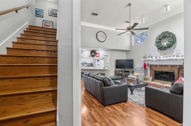 3525 CLIFDEN Drive, Tallahassee, FL 32309