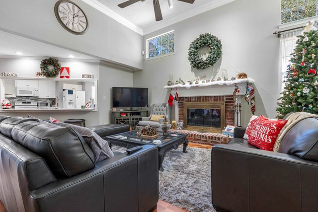 3525 CLIFDEN Drive, Tallahassee, FL 32309