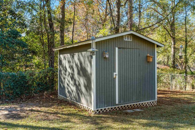 3525 CLIFDEN Drive, Tallahassee, FL 32309