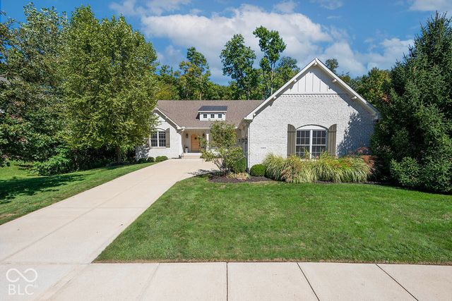 6562 W May Apple Drive, Mccordsville, IN 46055