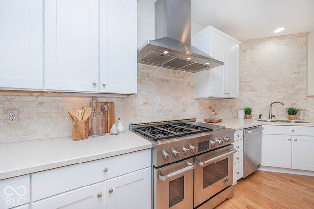 6562 W May Apple Drive, Mccordsville, IN 46055
