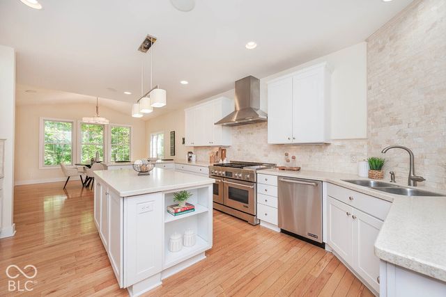 6562 W May Apple Drive, Mccordsville, IN 46055