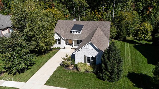 6562 W May Apple Drive, Mccordsville, IN 46055