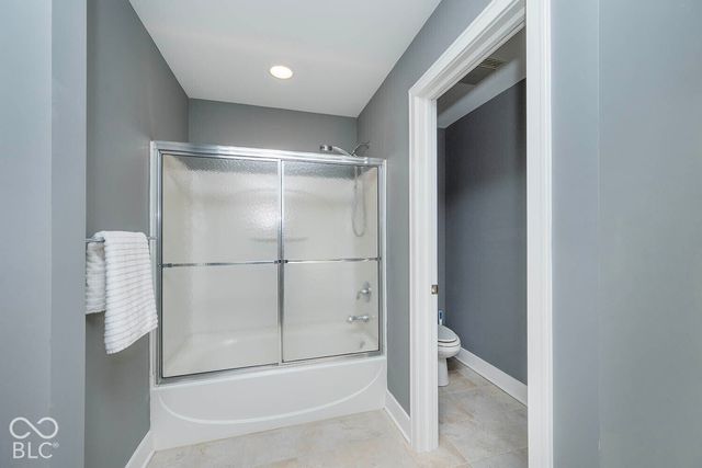 6562 W May Apple Drive, Mccordsville, IN 46055