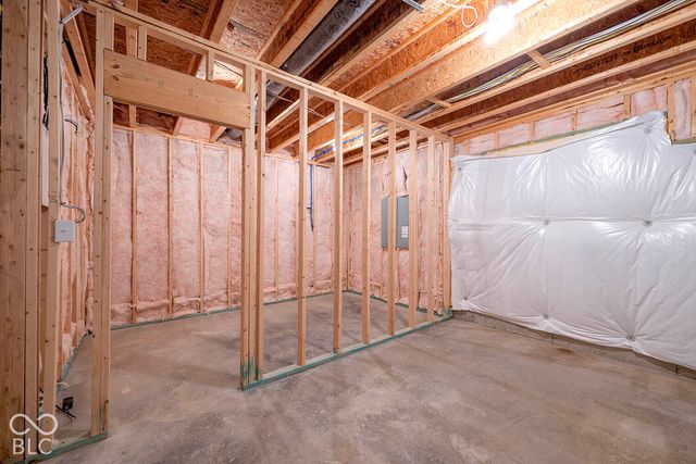 6562 W May Apple Drive, Mccordsville, IN 46055
