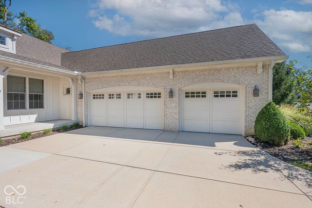 6562 W May Apple Drive, Mccordsville, IN 46055
