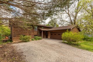 2739 Kimberley Road, Ann Arbor, MI 48104