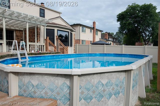 40438 Page Drive, Sterling Heights, MI 48313