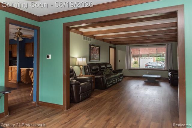 40438 Page Drive, Sterling Heights, MI 48313