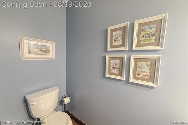 40438 Page Drive, Sterling Heights, MI 48313