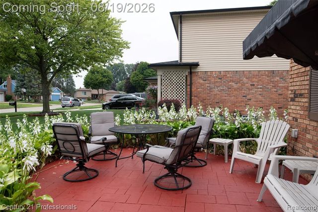 40438 Page Drive, Sterling Heights, MI 48313