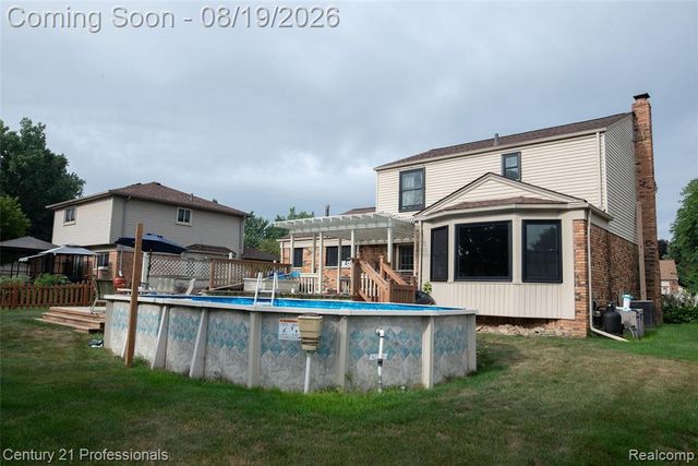 40438 Page Drive, Sterling Heights, MI 48313
