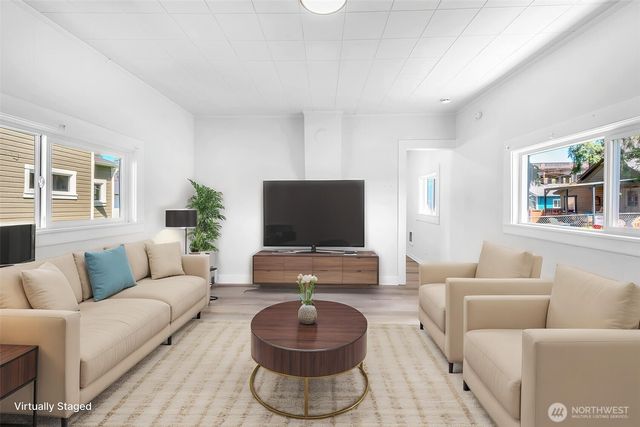 203 Grant Street, Kelso, WA 98626