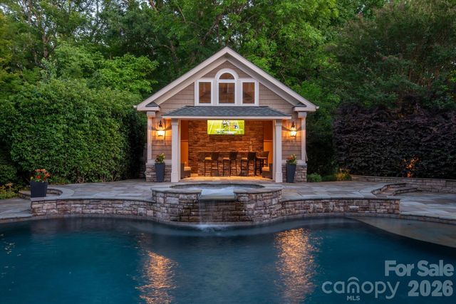12509 Pine Valley Club Drive, Charlotte, NC 28277