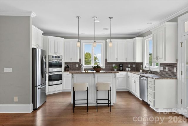 12509 Pine Valley Club Drive, Charlotte, NC 28277