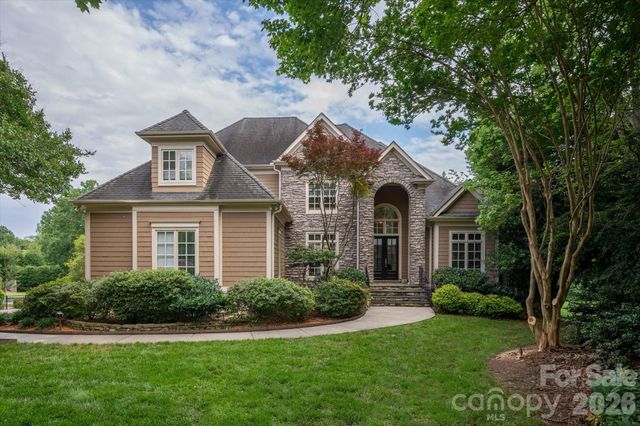 12509 Pine Valley Club Drive, Charlotte, NC 28277