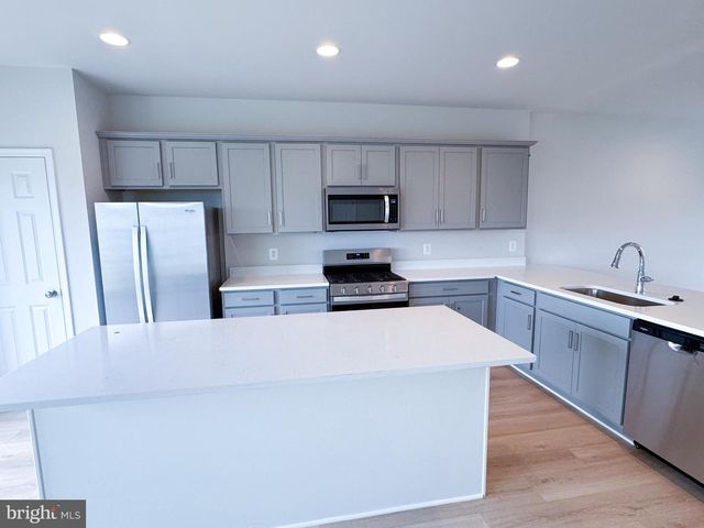 132 SWANSONG PL, Winchester, VA 22603