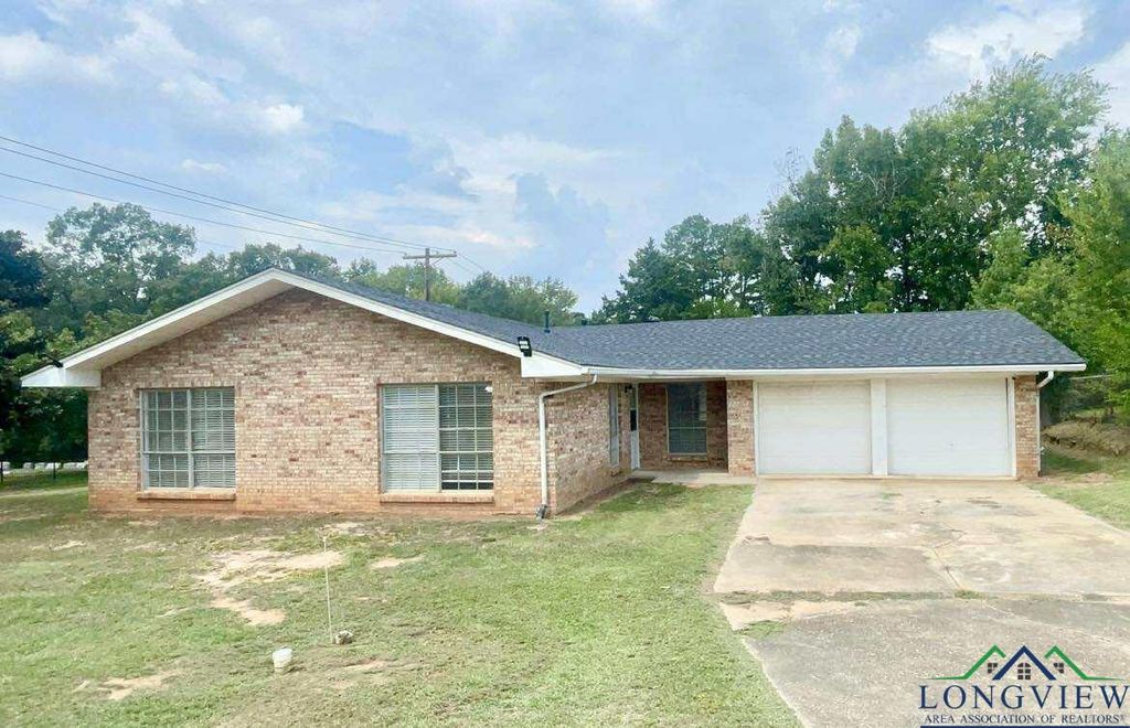 100 Lynoak, Marshall, TX 75672