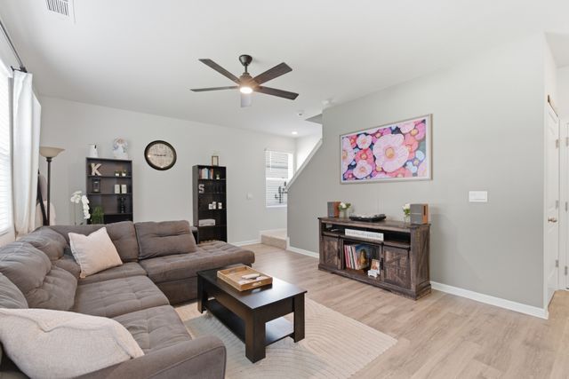 214 Welara St, Murfreesboro, TN 37129