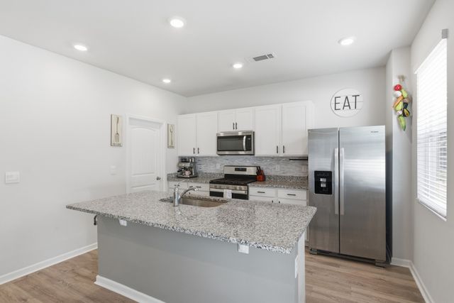 214 Welara St, Murfreesboro, TN 37129