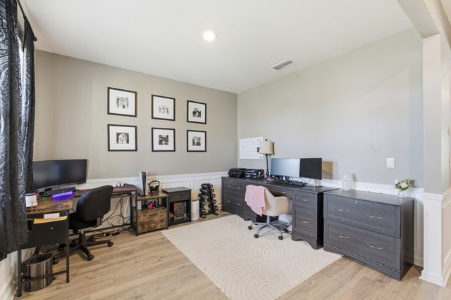 214 Welara St, Murfreesboro, TN 37129