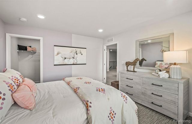 690 Gretchen Lane, Saline, MI 48176