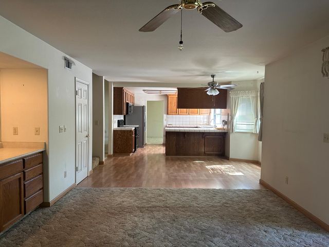 700 Kinshire Way, Patterson, CA 95363