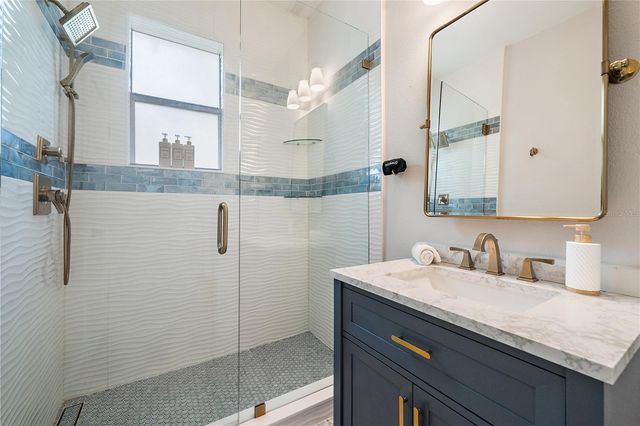 320 OHIO PLACE, Sarasota, FL 34236