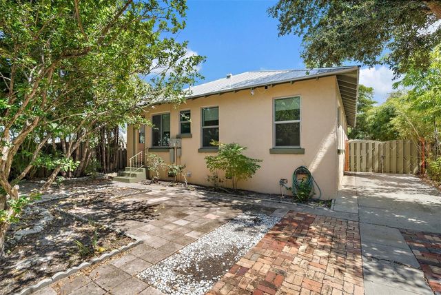 320 OHIO PLACE, Sarasota, FL 34236