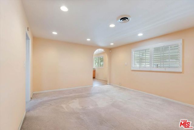 628 E 121st Street, Los Angeles, CA 90059
