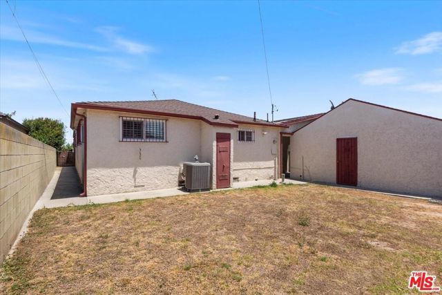 628 E 121st Street, Los Angeles, CA 90059
