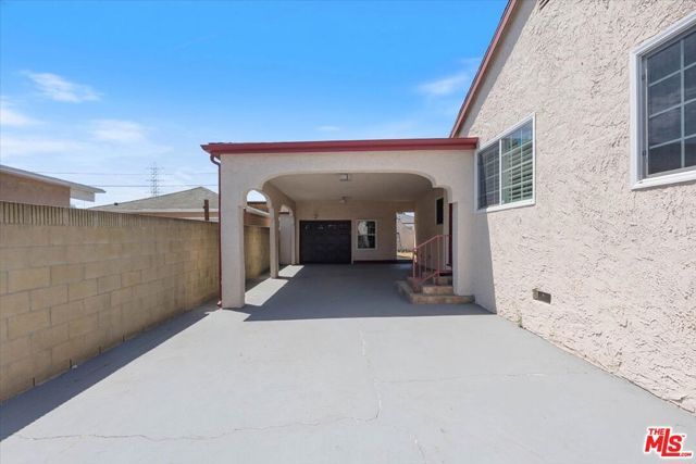 628 E 121st Street, Los Angeles, CA 90059