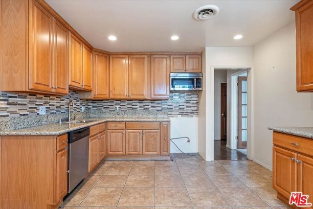 628 E 121st Street, Los Angeles, CA 90059