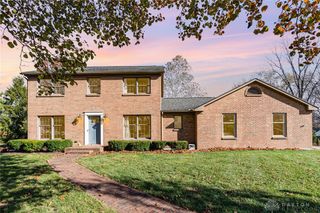 8670 Hawthorne Place, Springboro, OH 45066