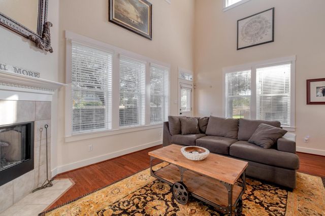 2930 Grand Oaks LOOP 301, Cedar Park, TX 78613